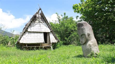 8 Keunikan Rumah Adat Tambi Khas Sulawesi Tengah dan Penjelasannya ...