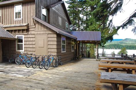 Odell Lake Lodge & Resort Restaurant Is Pet Friendly