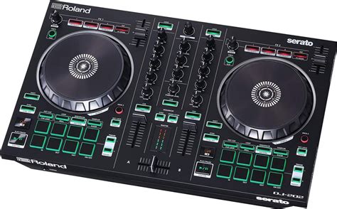 8 Best DJ Controllers for Beginners Reviewed in Detail [Oct. 2023]