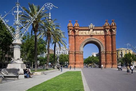 Tickets & Tours - Arc de Triomf, Barcelona - Viator