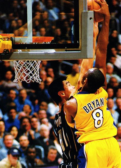 Kobe Bryant dunk on Yao Ming. I remember watching this. One of the best dunks ever. | Lake Show ...