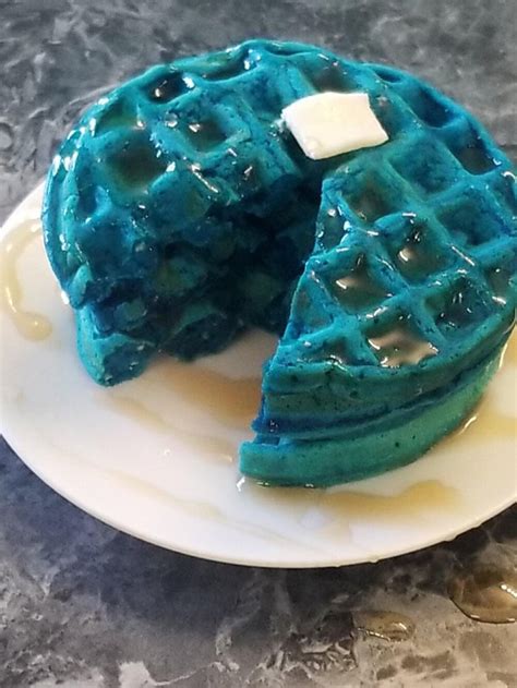 Blue waffles - 9GAG