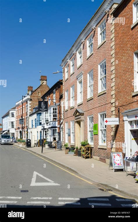 Shops and pubs in the High Street in the pretty market town of Shipston ...