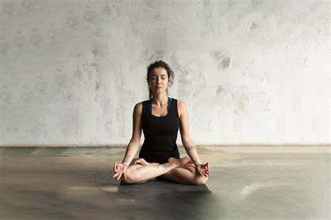 Bhastrika Pranayama (Bellows Breath): Benefits and Steps To Do