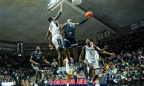 UConn Huskies vs. Villanova Wildcats live stream, TV channel, start ...