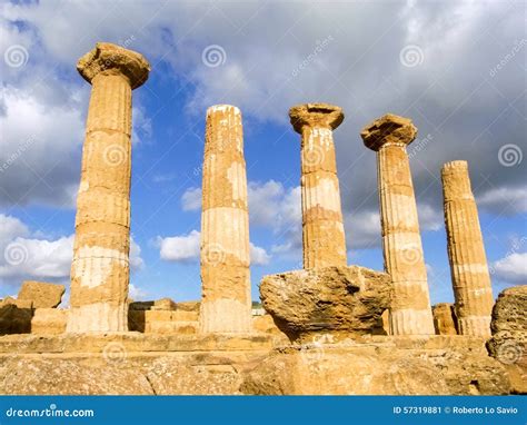 Doric Columns of a Greek Temple Stock Image - Image of doric, outdoor ...