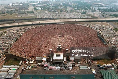 Jfk Stadium Philadelphia Photos and Premium High Res Pictures - Getty Images