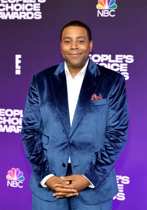 Kenan Thompson attends the 47th Annual People's Choice Awards - TV Fanatic