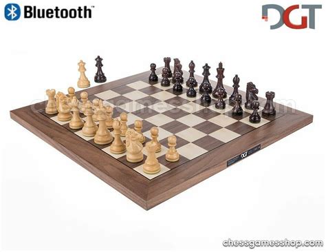 DGT BLUETOOTH Walnut eBoard with ROYAL pieces - electronic chess ...