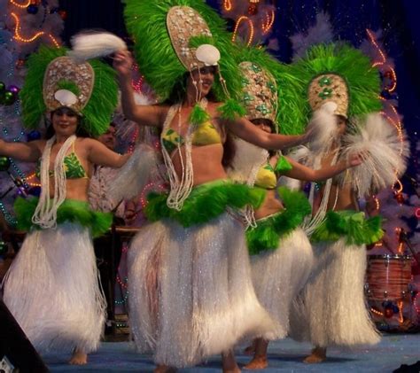 23 best Folk dancing images on Pinterest | Dancing, Polynesian dance ...