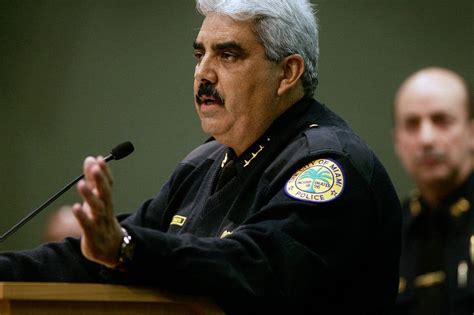 Miami Mayor and Police Chief Haven’t Buried Hatchet - The New York Times