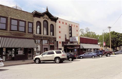 Pictures 2 Zoe Theatre, Pittsfield Illinois