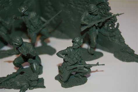 First Look Plastic Platoon Vietnam Gi Soldiers - Stad's StuffStad's Stuff