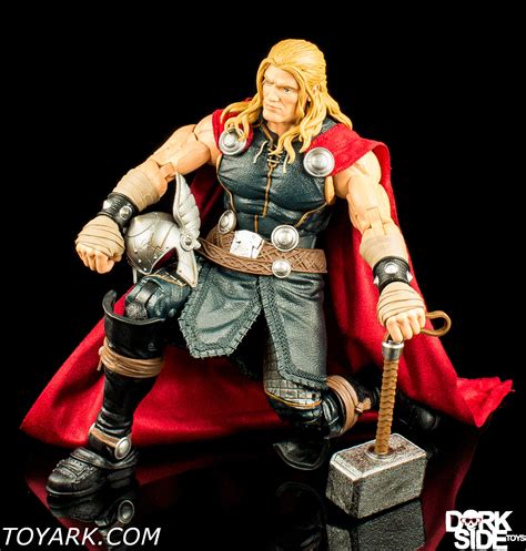 Avengers Thor Marvel Legends 12" Photo Shoot - The Toyark - News