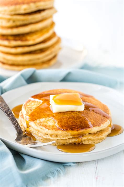 Whole Wheat Pancakes - Easy Peasy Meals