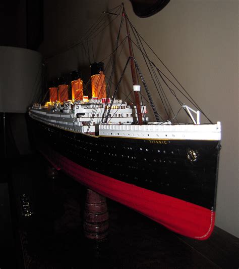 Titanic Model Lighting Kit