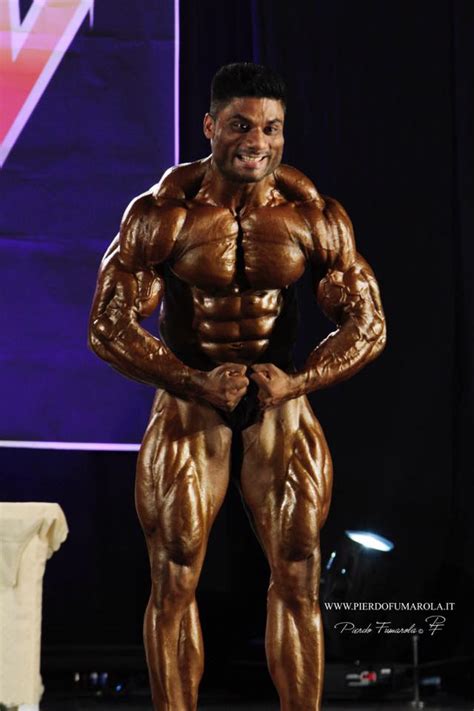 Worldwide Bodybuilders: Indian titan Wasim Khan