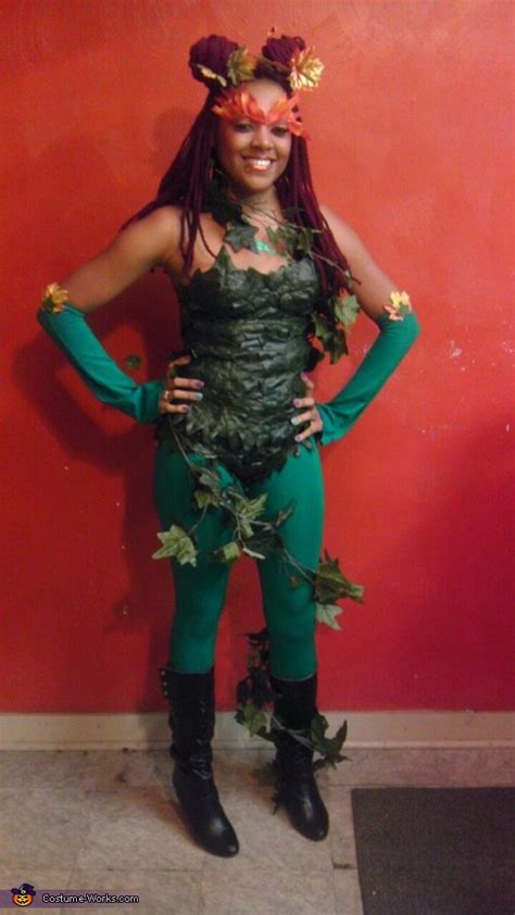 Creative Homemade Poison Ivy Costume | DIY Tutorial