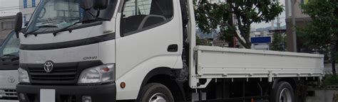 Commercial Lorry Insurance Quotes | elloAuto Singapore