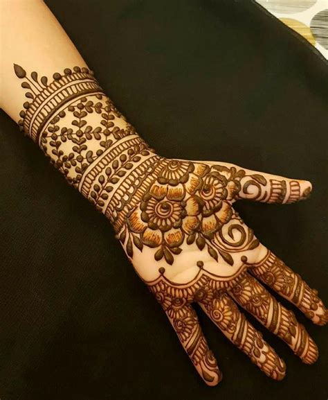 65 Best Mehndi Designs 2019: Simple, Hands, Feet & Finger [Download]