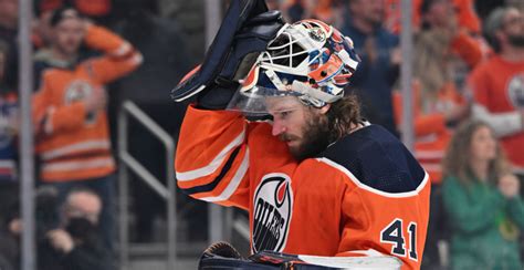 Oilers goalie Mike Smith didn't love his "terrible" empty-net goal attempts | Offside