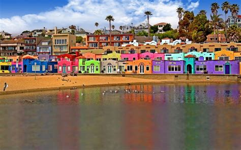 Surfing, Sun, and Fun: 14 Best Things to do Around Capitola