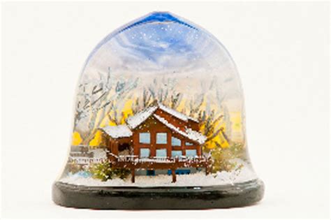 Snowdomes & Snowglobes - Custom-SnowDomes.com