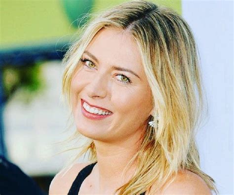 Maria Sharapova Biography - Facts, Childhood, Family Life & Achievements