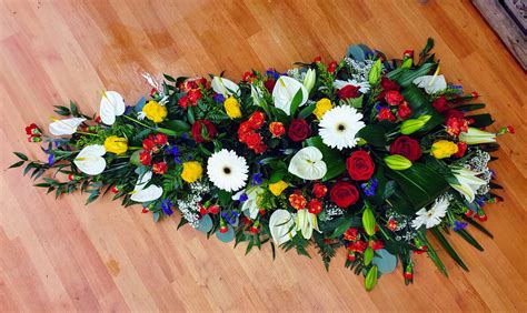 4ft Coffin Top Arrangement - Studio Flowers Atherton