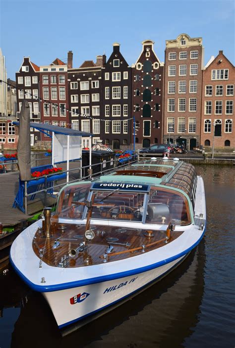 An Amsterdam Canal Boat Tour | Round the World in 30 Days