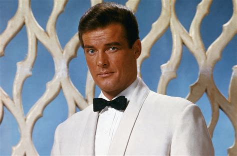 Roger Moore Dead: 'James Bond' Actor Dies at 89 | Billboard