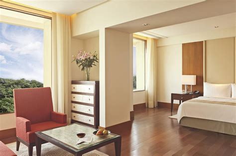 oberoi-gurgaon-premier-room-hotels-in-delhi - Indian Excursions Co