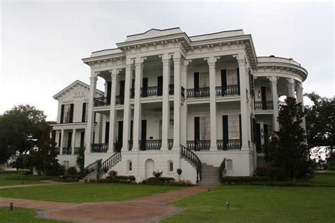 Outdoor Wednesday - Louisiana Plantations - Beauty Without Within F