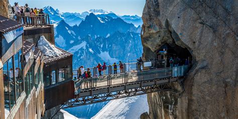 Výlet do horského střediska Chamonix, k hoře Mont Blanc a do Ženevy ...