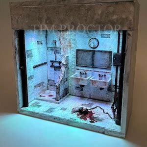 SAW Bathroom Scene Light up Diorama - Etsy