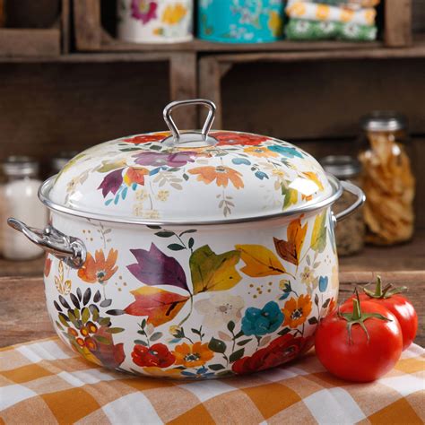 The Pioneer Woman 4-Quart Timeless Floral Casserole with Lid | Pioneer woman kitchen, Pioneer ...