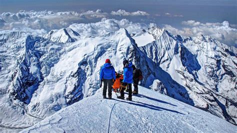 Mera Peak climbing Tour | 2024 Climbing Departures. All-inclusive climbing tour. Nepal