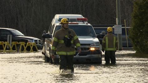 SQ officers on overnight patrol in Rigaud after flooding prompts state ...