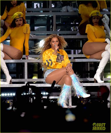 Beyonce's Coachella Performance Photos - See Her Fierce Looks!: Photo ...