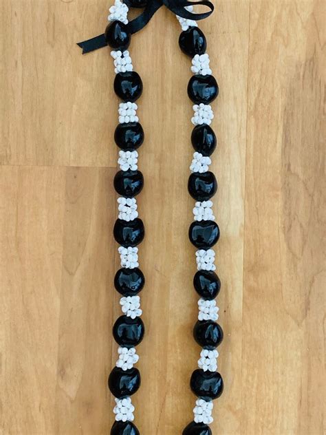 Hawaii Black Kukui Nut Lei With White Color Shells | Etsy