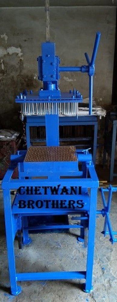 Chebros Semi-Automatic School Chalk Making Machine, Production Capacity: 200pcs. To 1000pcs. Per ...