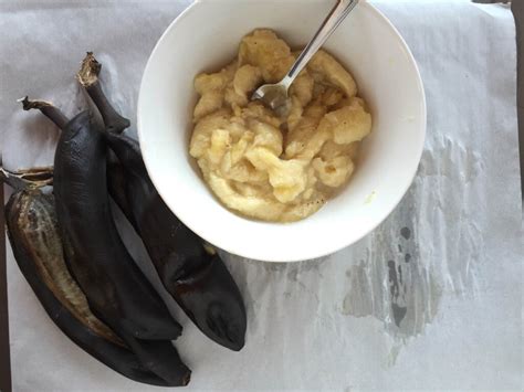 How to Ripen Bananas in the Oven – From Green Bananas to Ripe Bananas in 30 Minutes | Holley ...