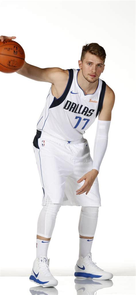 luka doncic dallas mavericks iPhone Wallpapers Free Download