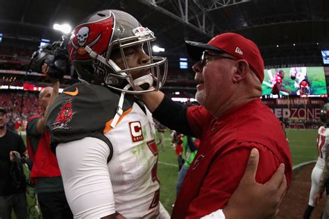 REPORT: Bruce Arians Is Expected To Become HC Of The Tampa Bay Buccaneers - Daily Snark