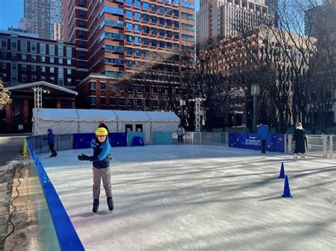 Ice skating rink at Brooklyn Commons in Downtown Brooklyn now open ...