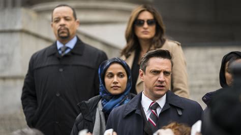 'Law & Order: SVU' Tackles Hate Crimes and Deportation in the Charged ...