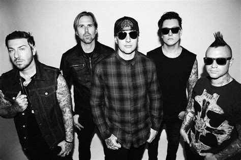 Avenged Sevenfold vs. Warner Bros. Records – A Lawsuit With Huge Implications | MegaDepth