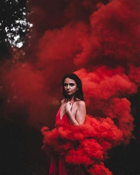 Pin by Faith on photo shoot outfits & ideas | Smoke bomb photography, Color photography ...