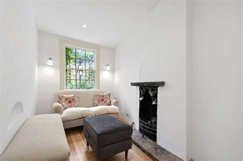 London’s skinniest house is for sale - The Spaces