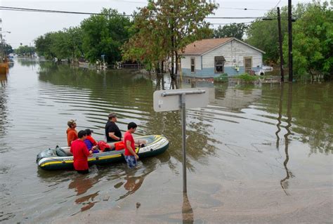 First day of summer brings flooding to Texas, extreme heat in the West - ABC News